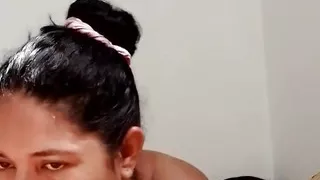 Hermosa Mamadora Profesional