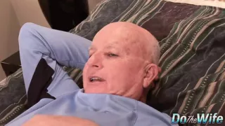 Hot and Horny Wife Camryn Cross Receives a Good Dicking