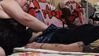 Stepmom makes an unforgettable blowjob and gets a mouthful of cum