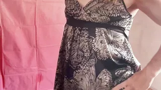 Crossdresser show How I enjoy womens style