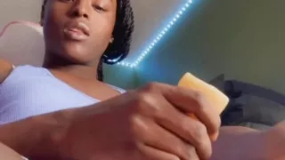 Cumm watch mama bust ????