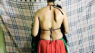 Single Girl Masturbates and Enjoys Fingering Her Clean Pussy in the Bedroom