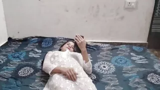 Desi college girl ko paise dekar hotel me pela