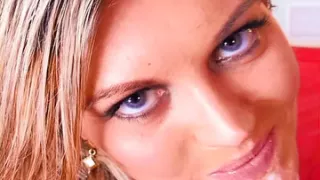 TOP Mature girl fucks thick latte