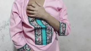 Chacha ji ne chuchi daba daba kar muze pela