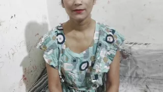 Naukrani ko paise dekar jabar dasti pela