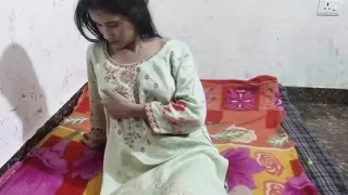 College girl ko paise dekar ghar pe bulaya