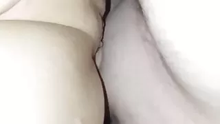 It ends on her pussy, cumshot in and out