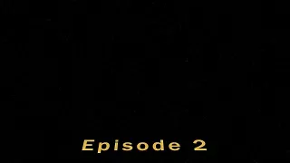 Im Sexkeller mit Glory Hole fickt das Luder zwei Schwänze