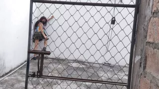 The girlfriend shows him her buttocks on their first official date