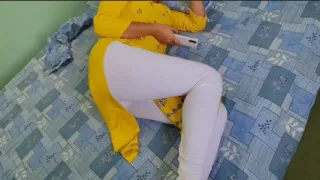 Desi hot Indian 18+ college girl big ass leaked MM , hindi audio beautiful Indian girl