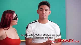 Rothaarige Lehrerin in der Klasse gefickt