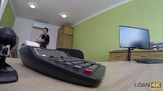 Geiles Girl beim Vorstellungsgespräch gefickt