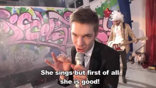 Big ass milf fucked hard with black pole