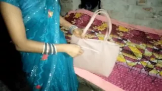 indian bhabhi romance video in saree