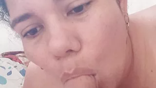 Girlfriend sucking homemade amateur