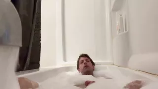 Jeffrey Jaxxon Takes Hot Bath and Plays with Himself, Slow Closeup Cumshot