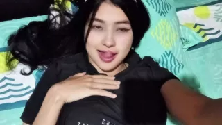 My stepsister is desperate for my cum, she sucks it until she takes the last drop