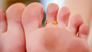 Foot Tease With Lexi Luna - Lexi Luna