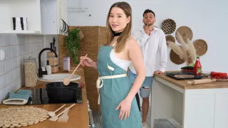 Amalia Davis Porn: Breaking Pasta And Family Rules - OnlyTarts