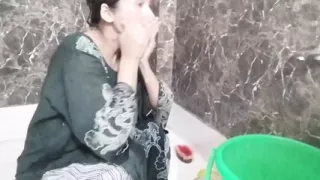 College girl ko paise dekar jabar dasti pela