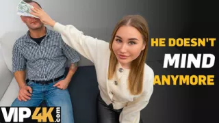 HUNT4K. I closed my BF's eyes with banknotes and sucked stranger's cock! I'm not that shy