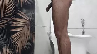 Masterbation show in washroom