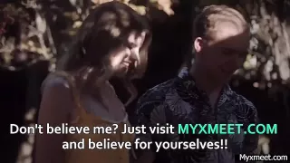 Zwei bisexuelle Schlampen beim Fick zu dritt