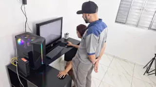 Naughty girl without panties receives maintenance worker at home!