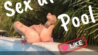 Pool sex! She cums and pisses at the water's edge!