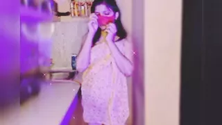 I met the neighbor's sister-in-law and she took my cock in her mouth