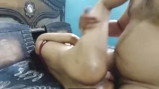 ke bete ne rat me meri bur chod diya