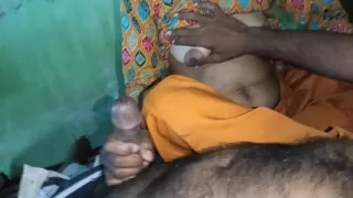 Desi village bhabhi sex video with his neighbour