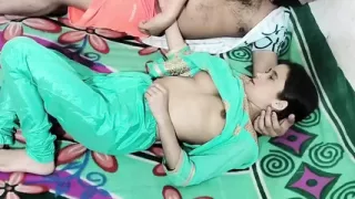 Abbu jaan ne meri bur ko chod kar faad diya