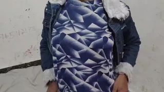 Chachi ka chuchi daba daba kar pela