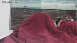 Jawan Bengali Pooja Bhabhi Blue Lipstick Laga Husband Ka Lund Chusa Aur Pati Se Hard Chudai Karwai(Clear Hindi Audio)