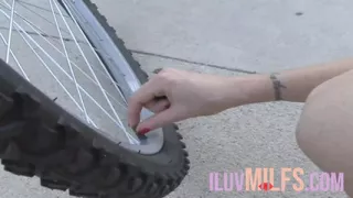 Dominant redhead with tattoos fucking her submissive blonde