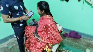 The elder brother fucked the younger brother's wife naked.