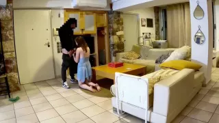 le livreur de pizza va abuser de mon corps