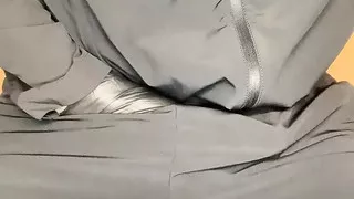 Scaly solo wank cum shot