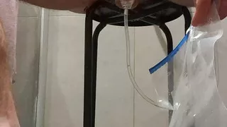 pee tapping and golden shower