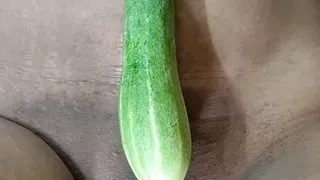 Desi sexy stepsister home alone masturbating cucumber