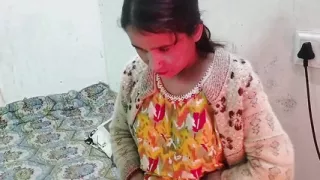 Teen age college girl ko paise dekar jabar dasti pela