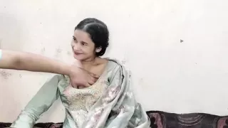 Big step sister ko nanga kar ke jabar dasti doodh daba kar pela