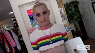 Bryan Gozzling Fucks Melody Parker's Pussy Raw In Squirting Hookup!