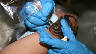 Wrist Tattoo Session with Busty Blonde Alira Astro - AltErotic