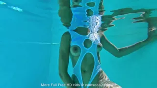 Camsoda - Amateur Teen Masturbates Underwater With Favorite Dildo