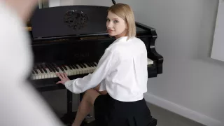 Molly Devon VR Porn: Melody Of Moans - VirtualTaboo