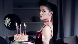 Sophie Weber VR Porn: Unwrapping Her First Threesome - DarkRoomVR