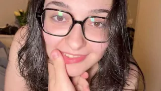 My stepsister gives me a good blowjob